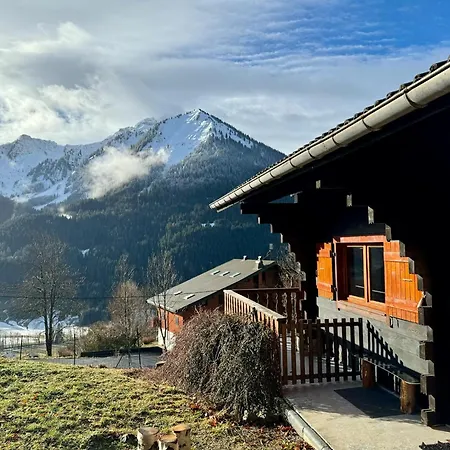Charming, Cosy Chalet Nestled In A Breathtaking Surrounding With Spectacular, Stunning Mountain Views La Chapelle-d'Abondance Exterior photo