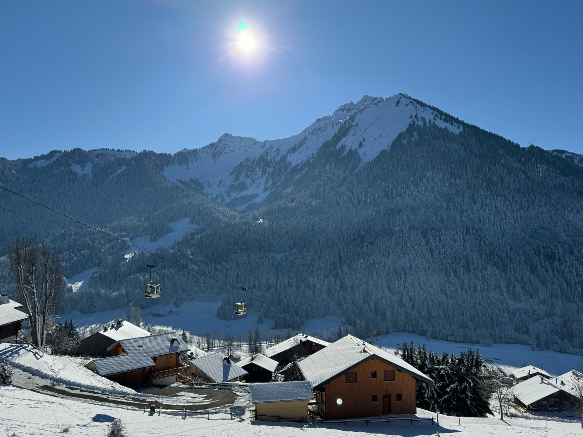 Chalet Charming, Cosy Nestled In A Breathtaking Surrounding With Spectacular, Stunning Mountain Views *